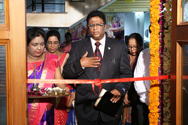 The Grace Ministry inaugurated its new Counselling office in Balmatta, Mangalore here on Oct 20. Hundreds of people thronged to celebrate this new venture of Grace Ministry in Mangalore.